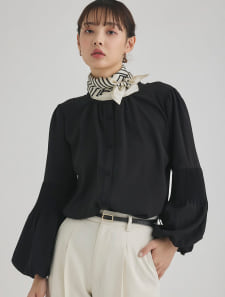 前後2wayプリーツブラウス