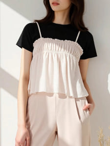 ギャザービスチェ付きTシャツ