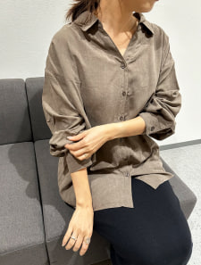 ピーチ起毛バックリボンシャツ