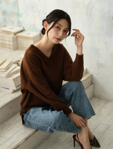 裏起毛Vネックカットソー