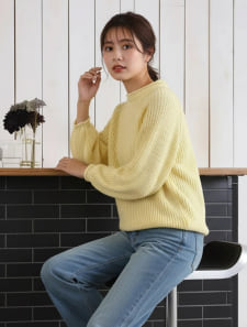 ラグランスリーブローゲージニット