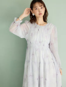 水彩フラワー柄シャーリングワンピース