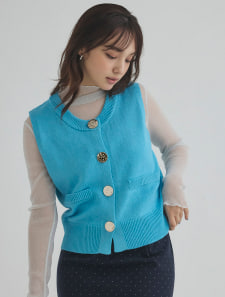 リネンタッチボタンデザインニットベスト