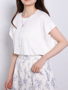 脇見え防止フレンチスリーブカットソー