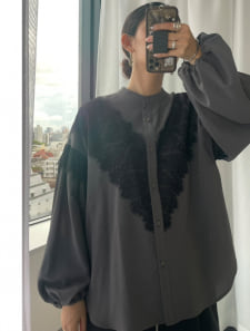 レース切替ブラウス