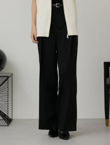 ツータックワイドパンツ