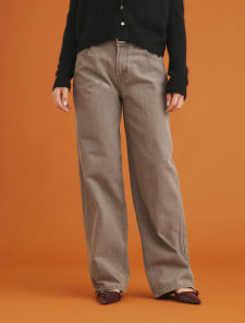 ローライズデニムパンツ