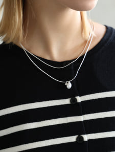 パールポイントネックレス