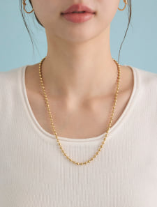 マンテルボールチェーンネックレス