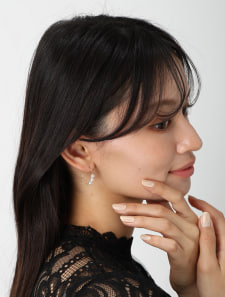 トリプルパールフックピアス