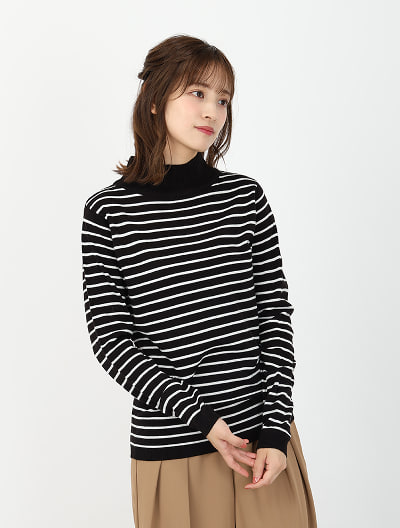 ハイネックボーダーニット