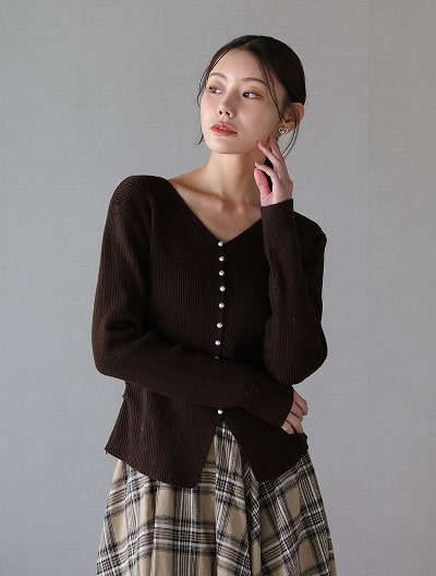Vネックシンプルニットカーディガン
