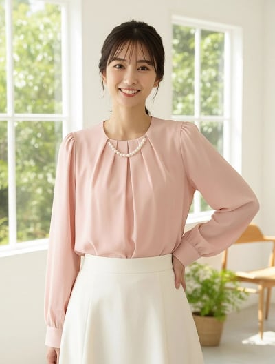 取り外し可能パール付き衿タックブラウス