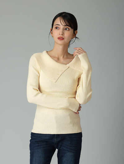 ボタン付き2wayニット