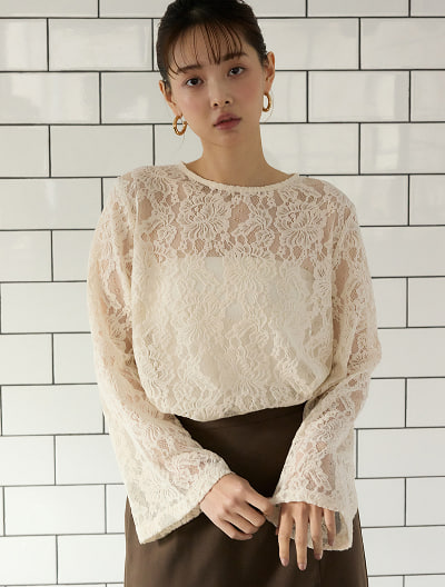 フロッキーレースブラウス