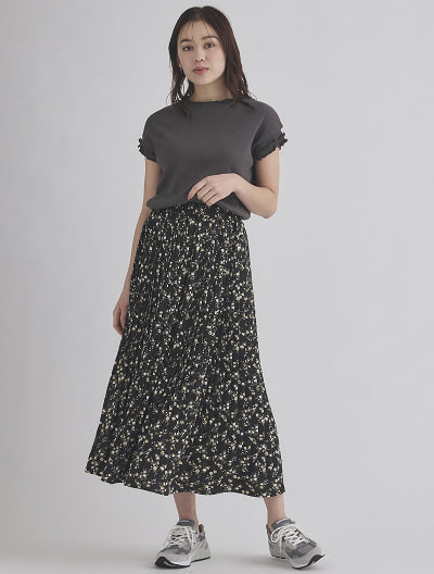 フラワープリントプリーツスカート