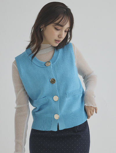 リネンタッチボタンデザインニットベスト