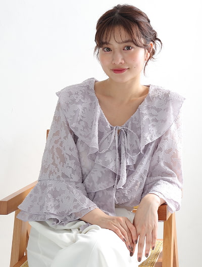 フロントフリルシアージャガードブラウス