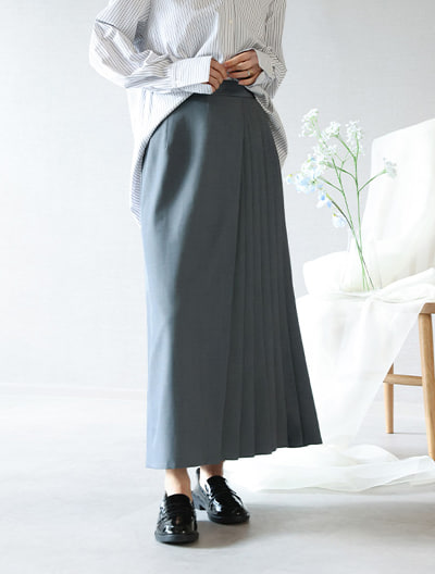 【U150サイズあり】巻きスカート風サイドプリーツスカート