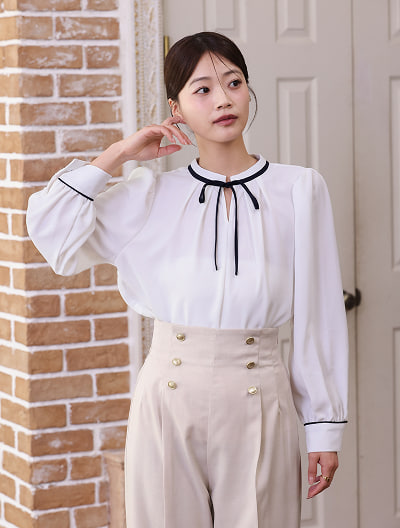 キーネック配色リボンブラウス