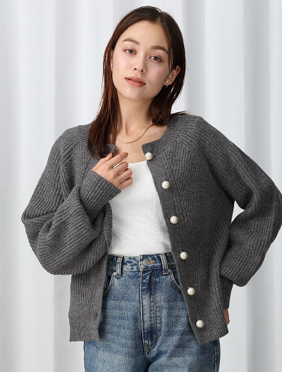 パールボタンラグランカーディガン