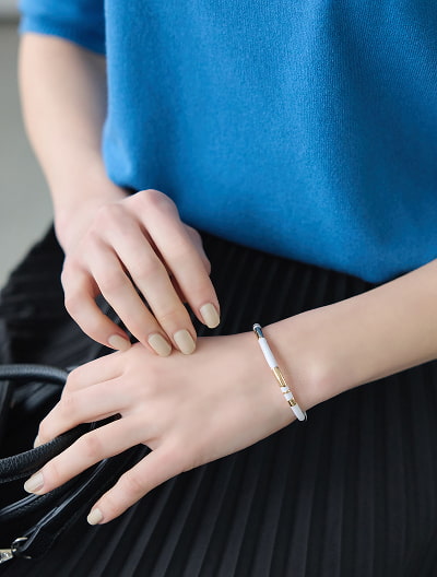 バイカラーフープブレスレット