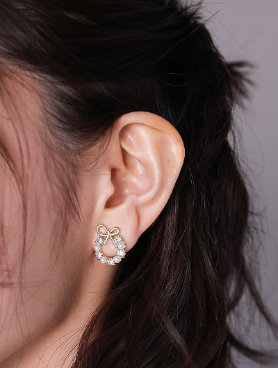 ミニリースデザインピアス