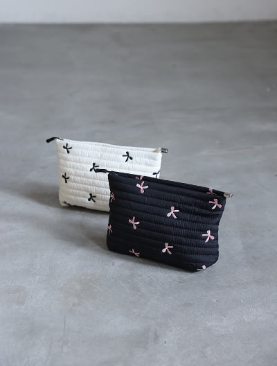 ヌビリボン刺繍ポーチ