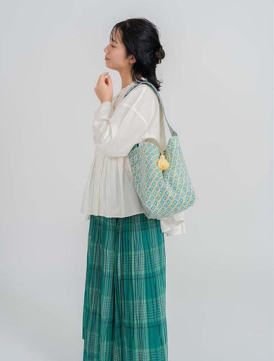 リバーシブルタッセルトート