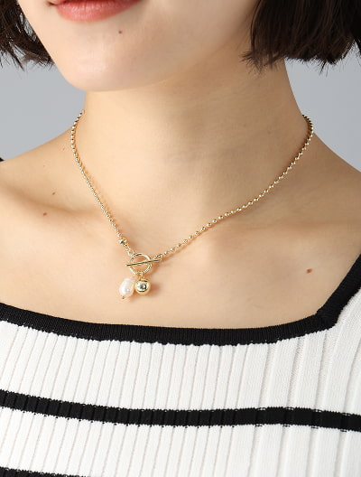 パールメタルショートネックレス