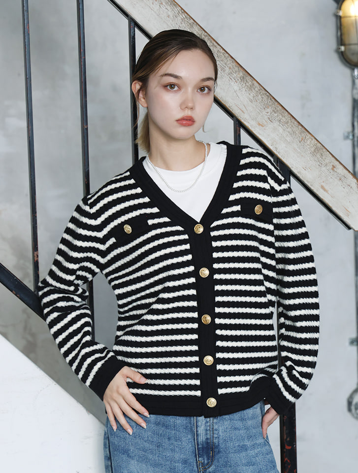 ボーダー金ボタンニットカーディガン