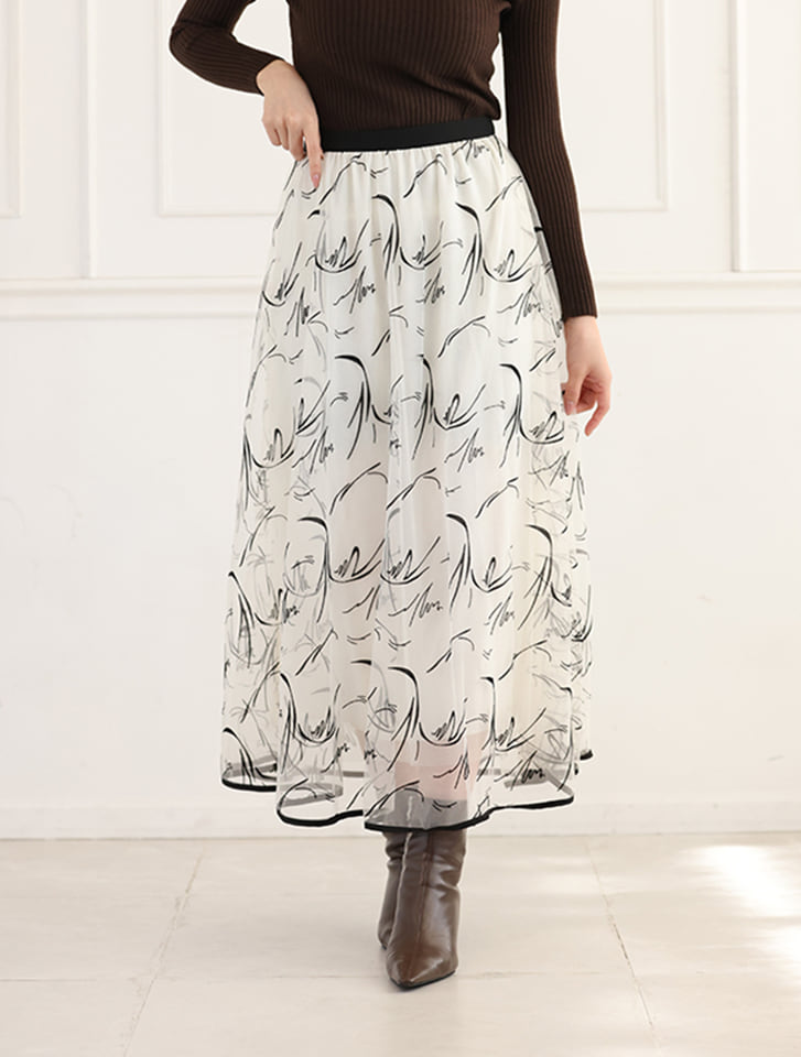 裾パイピングプリントチュールスカート