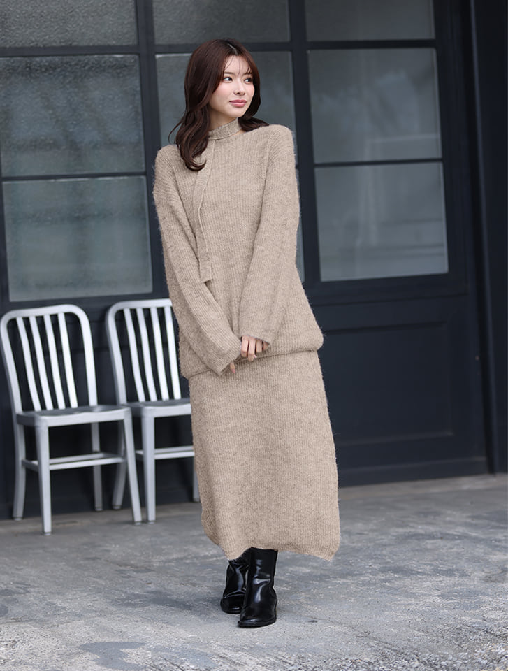 【タイ付き】ニットセットアップ