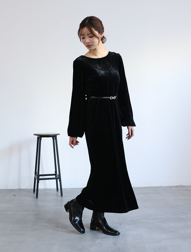 バックオープンベロアワンピース