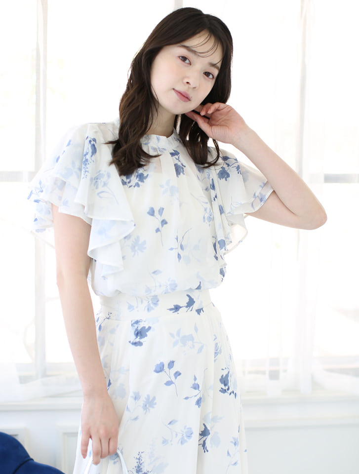 シフォン花柄フリルブラウス