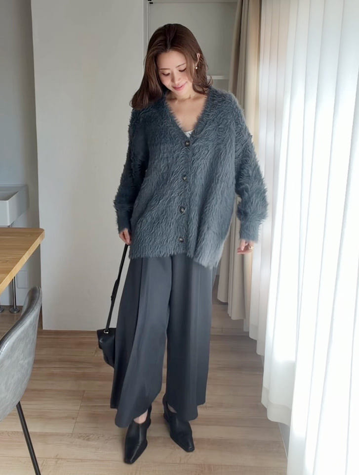 【とらまめセレクト】タックラインワイドパンツ