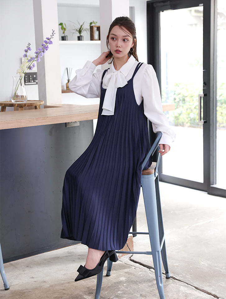 【miyopuセレクト】 バッククロスプリーツキャミワンピース