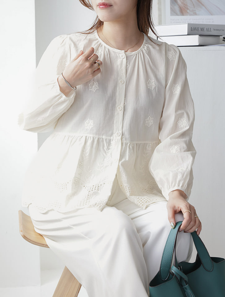 刺しゅうレース前開きブラウス