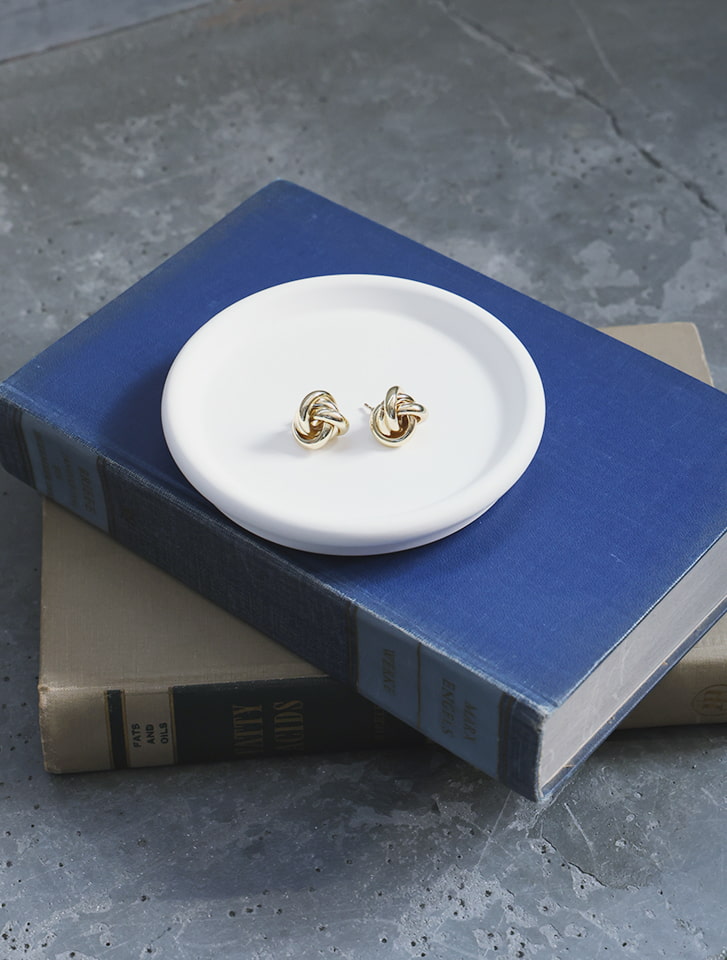 ボールドノットピアス