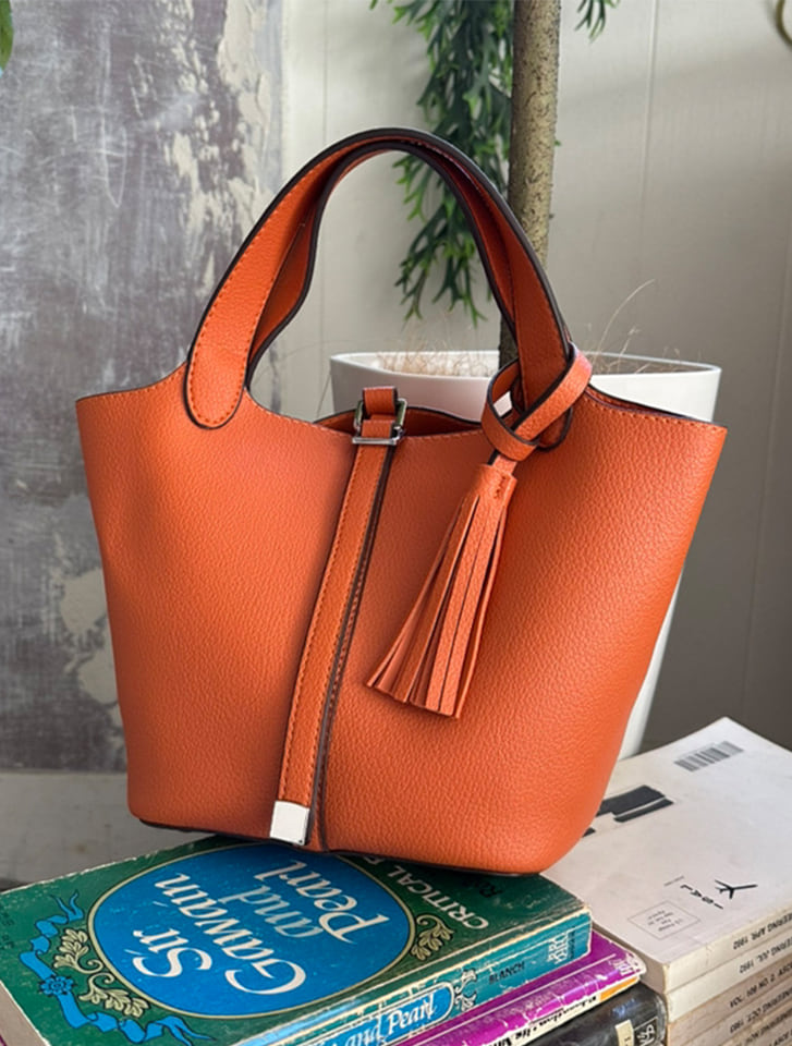 タッセル付きハンディトート