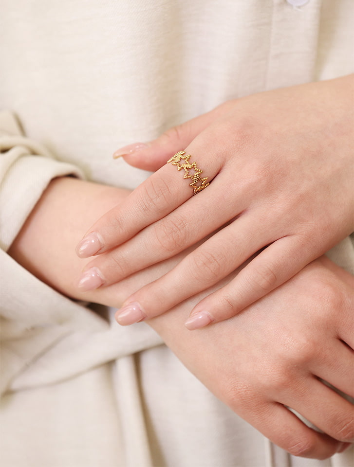 スターモチーフフリーリング