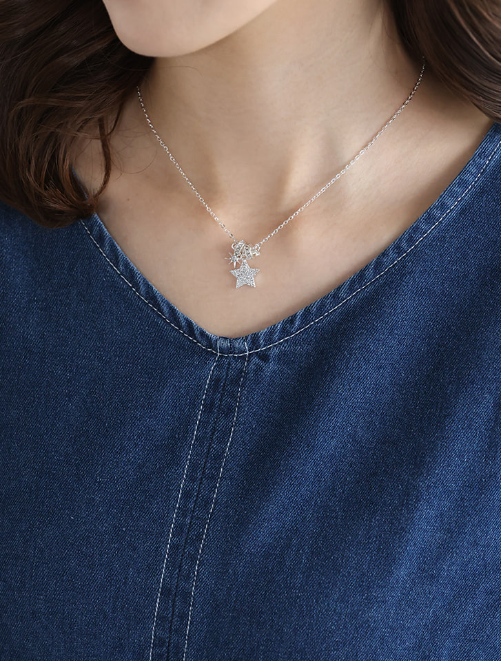 モチーフギャザーネックレス