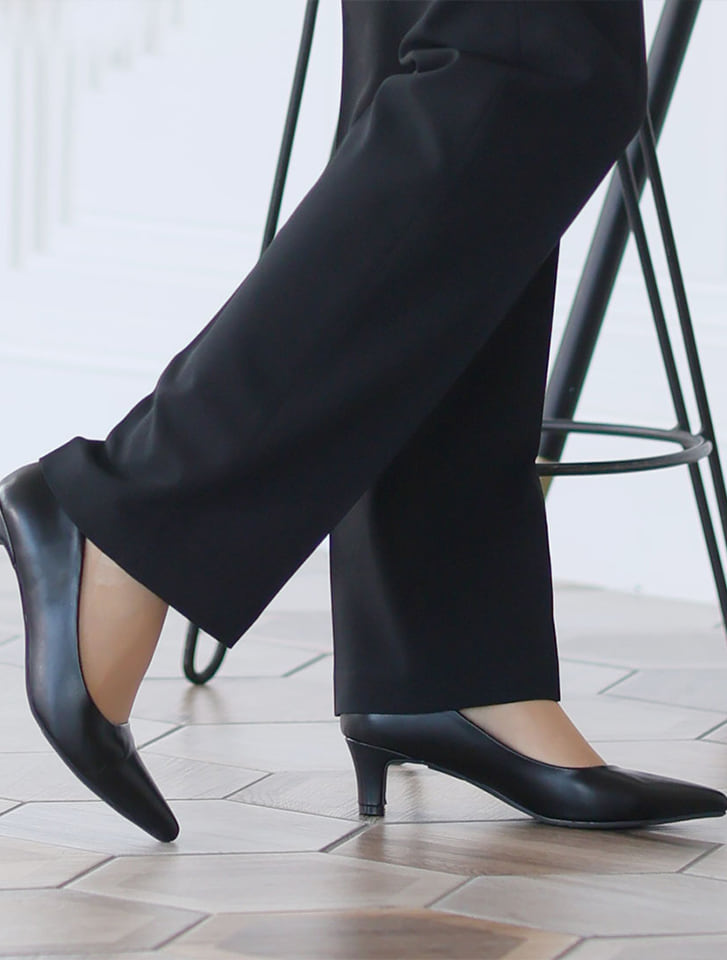 ポインテッドトゥ5cmプレートヒール感激パンプス