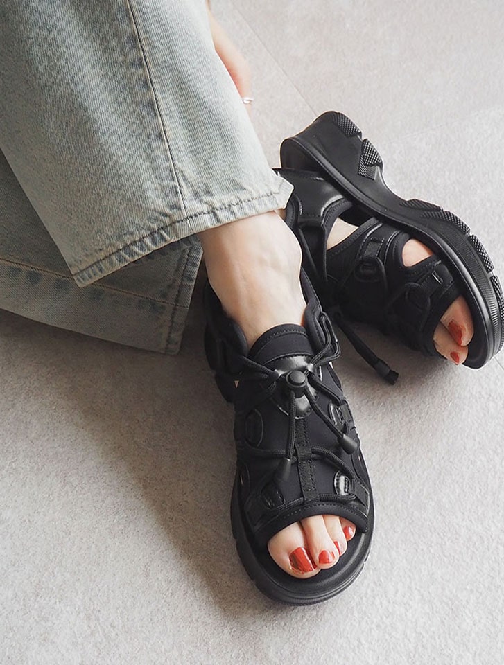 やわらかソールレースアップスニーカーサンダル