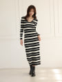 Vネックボーダーニットワンピース