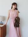 バックリボンVネックノースリワンピース