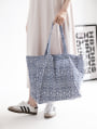 ブロック風プリントトートバッグ