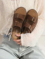 サッ！と履ける厚底コンフォートダブルバックルサンダル